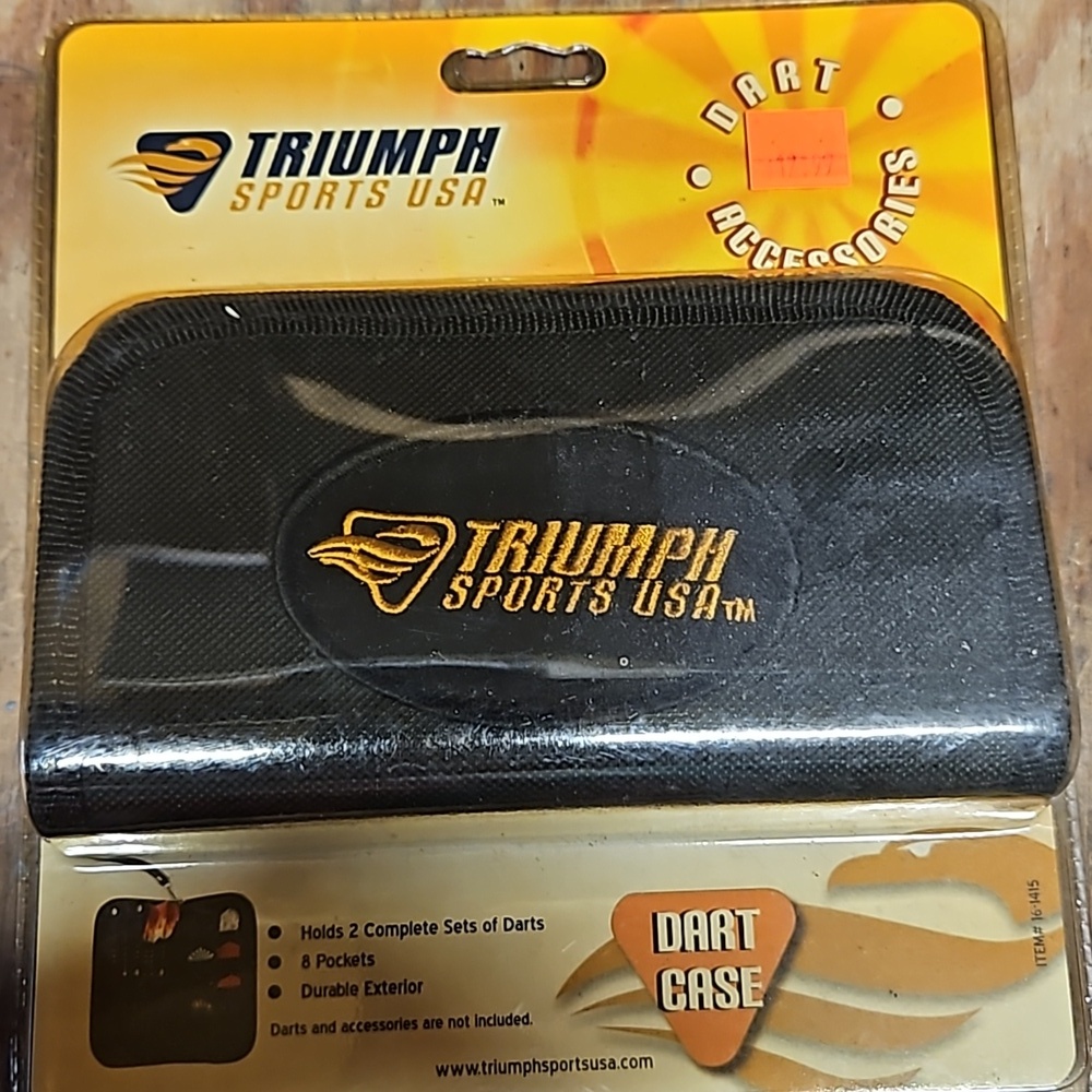 TRIUMPH Dart Case and dart repair Kit - Picture 2 of 7